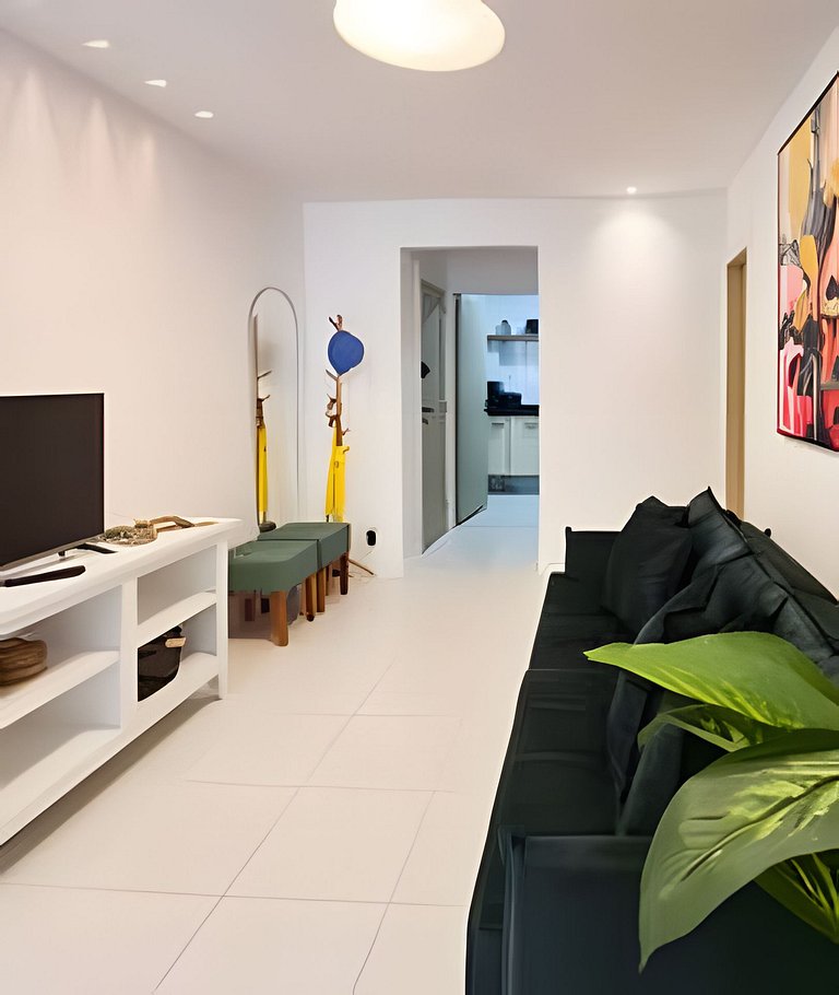 IMPERDíVEL! 2 quartos à 400m da Praia Copacabana