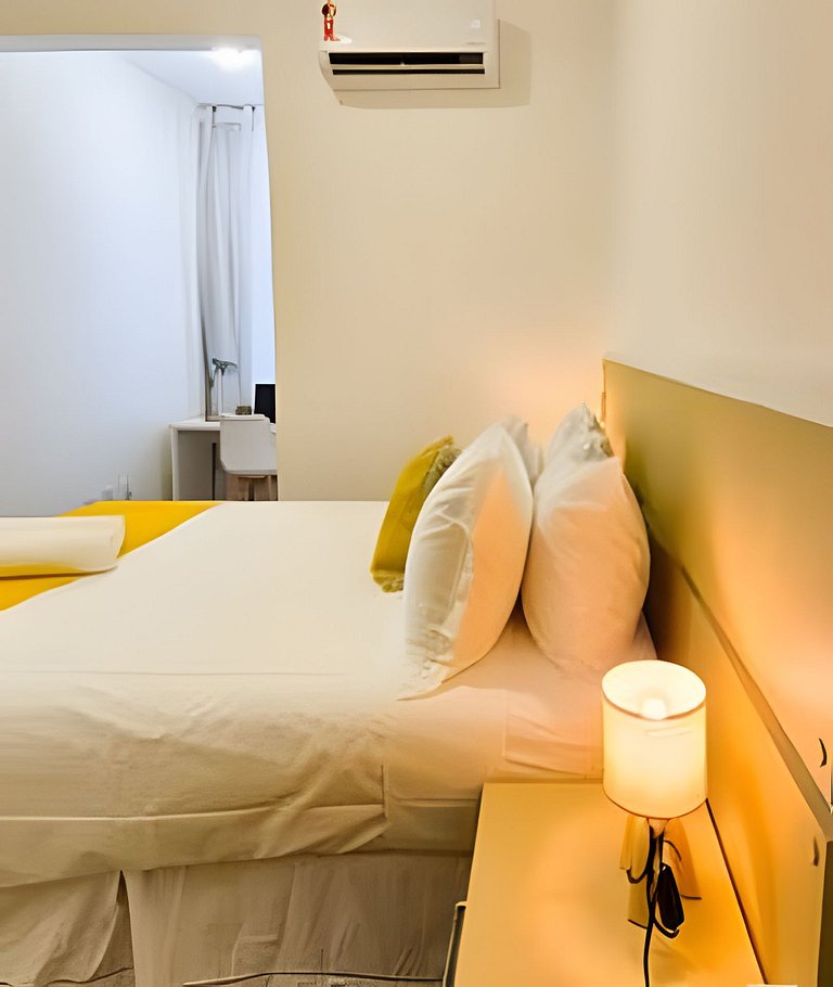 IMPERDíVEL! 2 quartos à 400m da Praia Copacabana