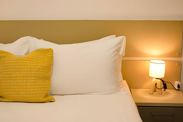 IMPERDíVEL! 2 quartos à 400m da Praia Copacabana