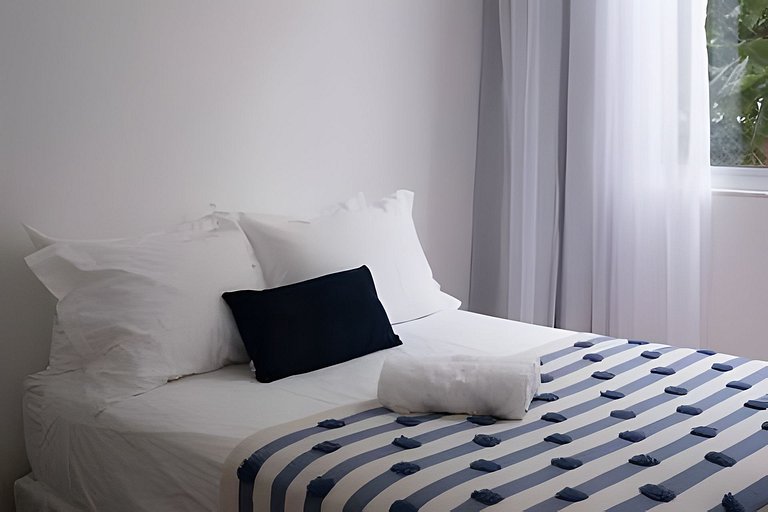 IMPERDíVEL! 2 quartos à 400m da Praia Copacabana