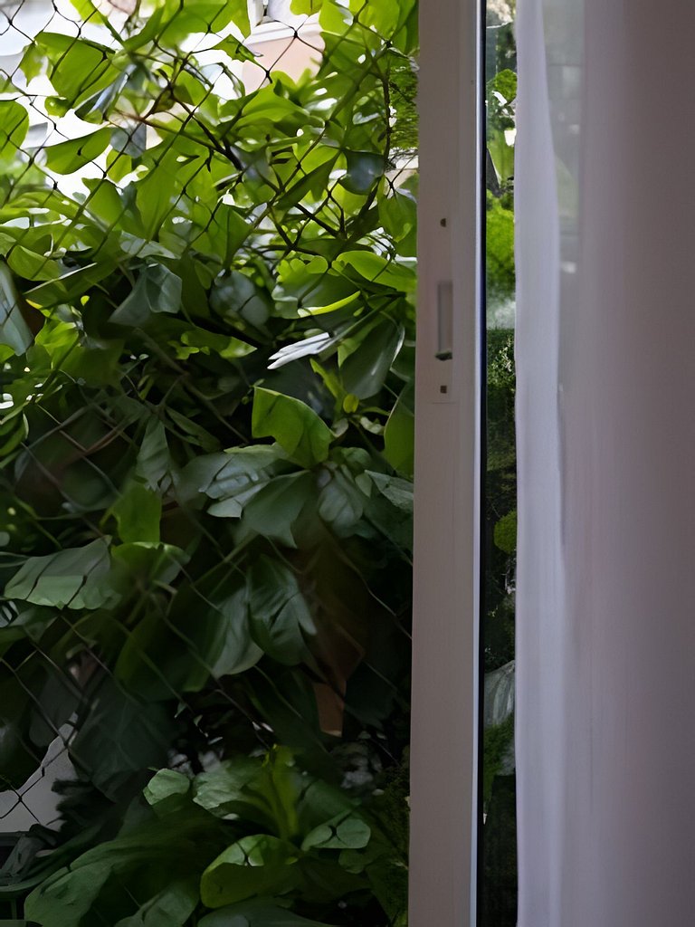 IMPERDíVEL! 2 quartos à 400m da Praia Copacabana