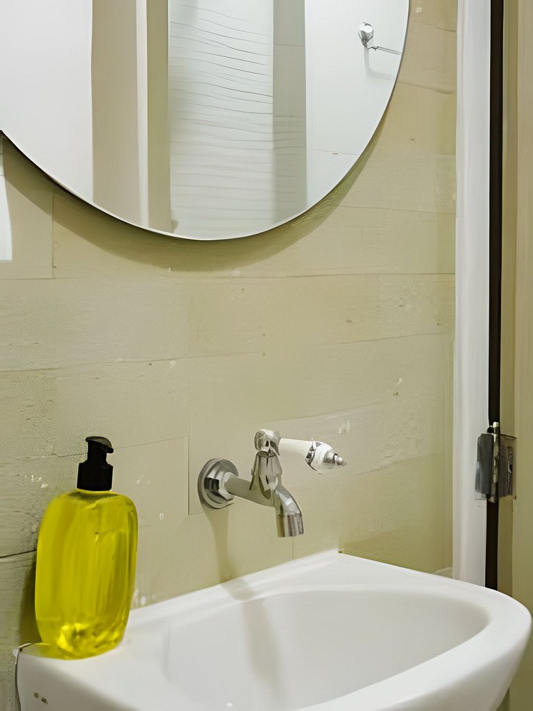 IMPERDíVEL! 2 quartos à 400m da Praia Copacabana