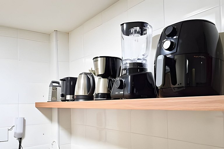 IMPERDíVEL! 2 quartos à 400m da Praia Copacabana