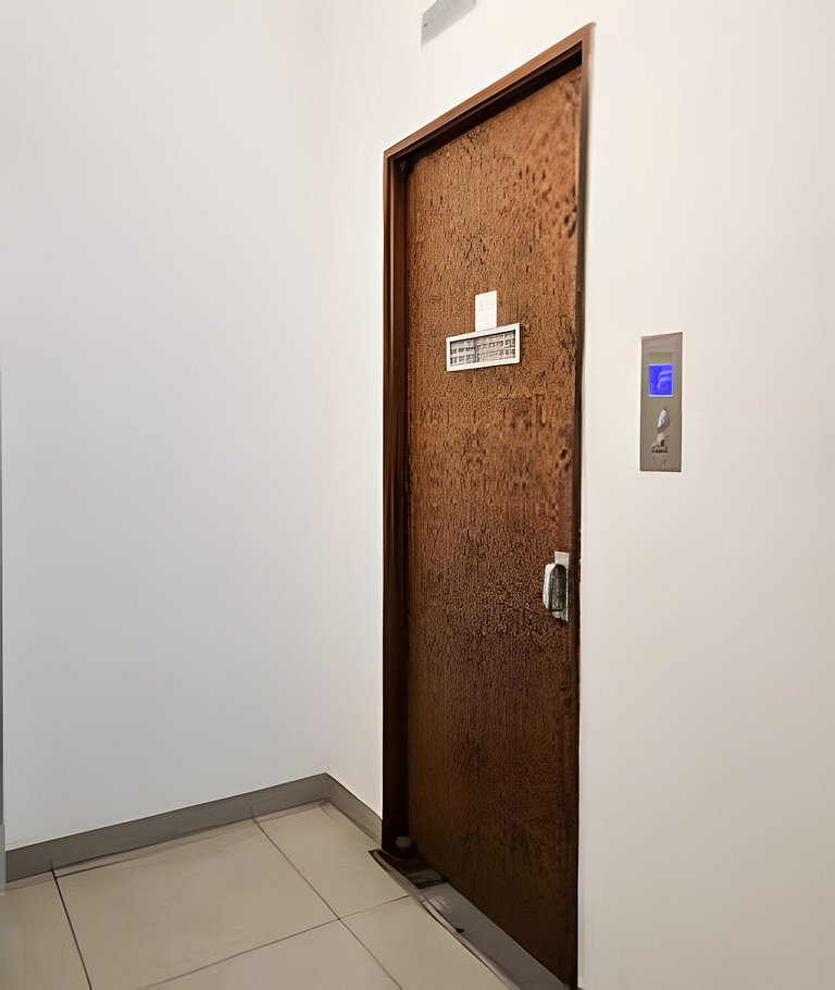 IMPERDíVEL! 2 quartos à 400m da Praia Copacabana